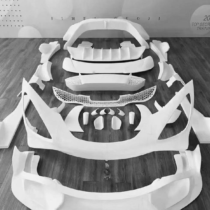 100以上のPCS 3Dプリント部品が自動車産業で使用されています